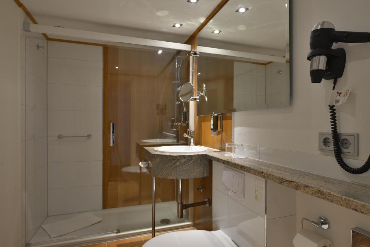 Celler Hof Hotel Екстериор снимка