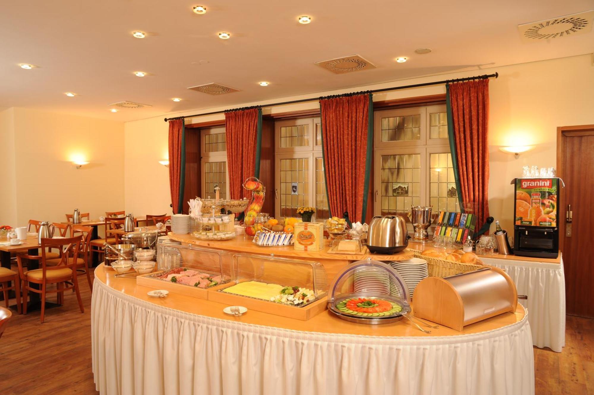 Celler Hof Hotel Екстериор снимка